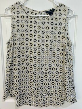 White House Black Market 100% Silk Geometric Print Tank Blouse Top Medium WHBM